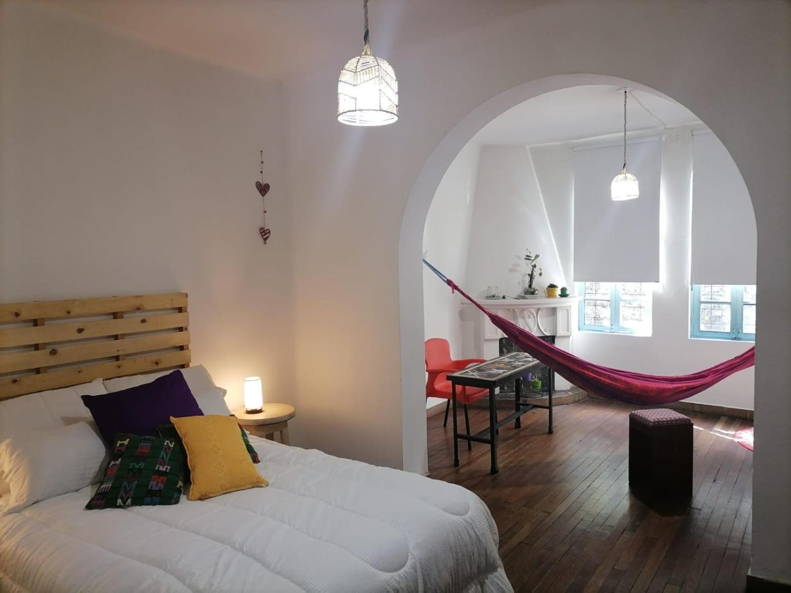 Amplia Y Acogedora En Habitación en casa particular *